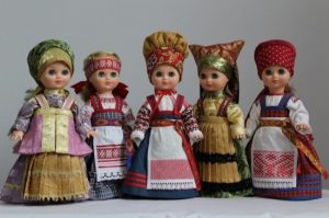 Коми йӧзкостса паськӧм. Коми национальный костюм